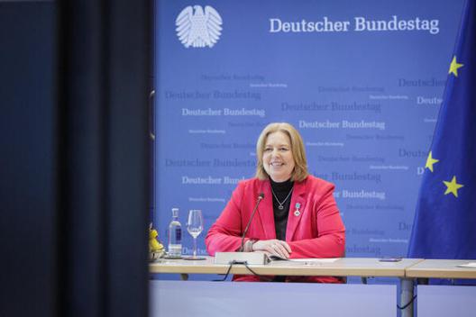 Bas, Bärbel Reichstagsgebäude, Präsidialebene