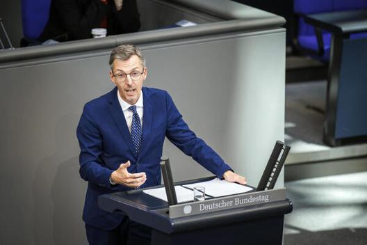 Castellucci, Lars Reichstagsgebäude, Plenarsaal