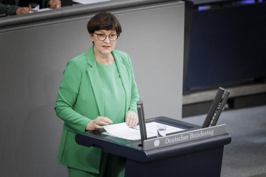Esken, Saskia Reichstagsgebäude, Plenarsaal