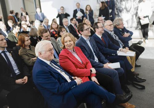 Bas, Bärbel; Steinmeier, Frank-Walter Reichstagsgebäude, Abgeordnetenlobby