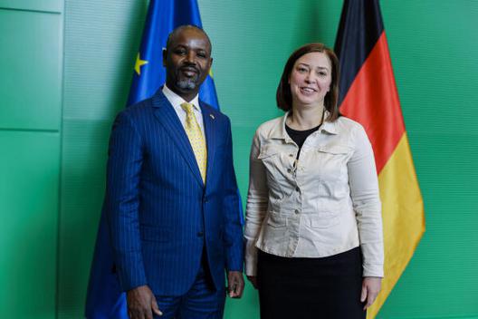 Magwas, Yvonne Reichstagsgebäude