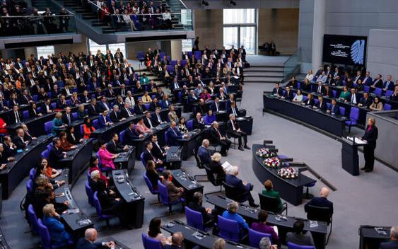  Reichstagsgebäude, Plenarsaal