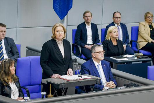 Bas, Bärbel Reichstagsgebäude, Plenarsaal