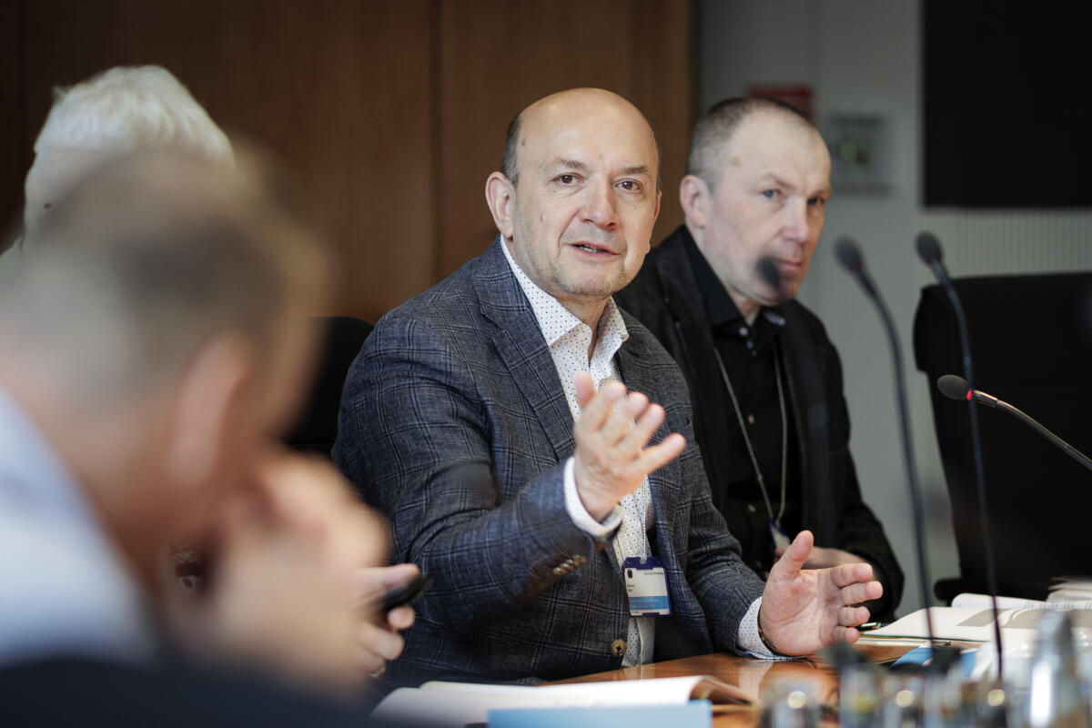 Konferenz der Vorsitzenden der Verteidigungsausschüsse der Ostseeanrainerstaaten: Hier Kalev Stoicescu (r), Vorsitzender des estnischen Verteidigungsausschusses der Riigikogu. Konferenz der Vorsitzenden der Verteidigungsausschüsse der Ostseeanrainerstaaten: Hier Kalev Stoicescu (r), Vorsitzender des estnischen Verteidigungsausschusses der Riigikogu.