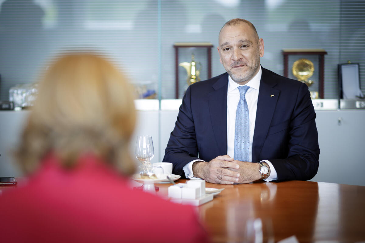 Bundestagspräsidentin Bärbel Bas, SPD, MdB, empfängt den palästinensischen Botschafter, Laith Arafeh (im Bild), zu einem Gespräch. Bundestagspräsidentin Bärbel Bas, SPD, MdB, empfängt den palästinensischen Botschafter, Laith Arafeh (im Bild), zu einem Gespräch.
