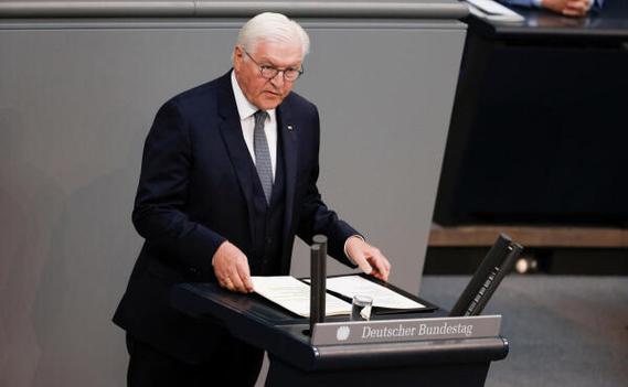 Steinmeier, Frank-Walter Reichstagsgebäude, Plenarsaal