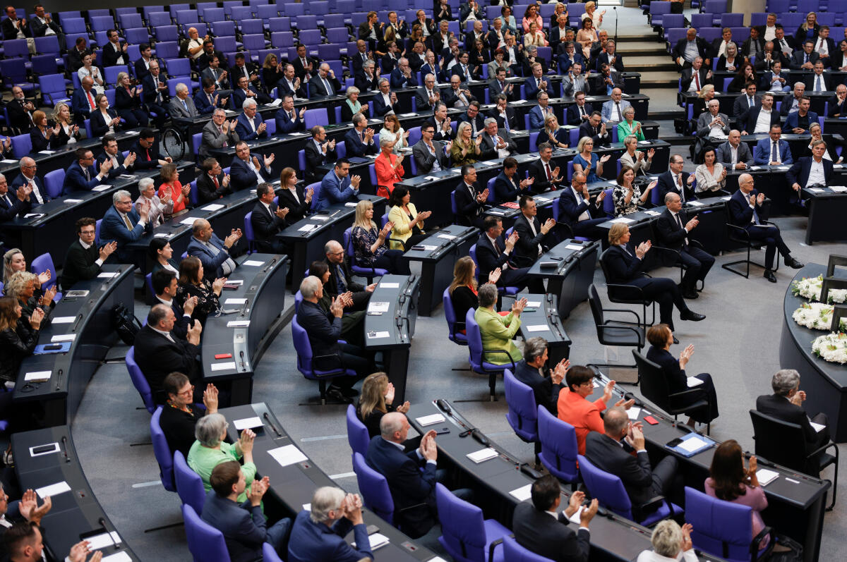  Der Deutsche Bundestag erinnert in einer Parlamentarischen Gedenkstunde aus Anlass des 70. Jahrestages an den Volksaufstand in der DDR vom 17. Juni 1953. Blick ins Plenum.