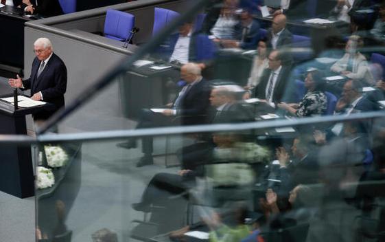 Steinmeier, Frank-Walter Reichstagsgebäude, Plenarsaal