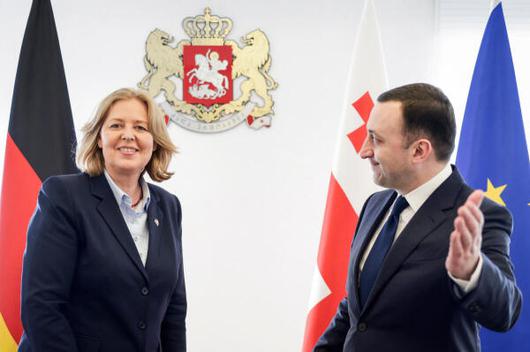 Bas, Bärbel 
