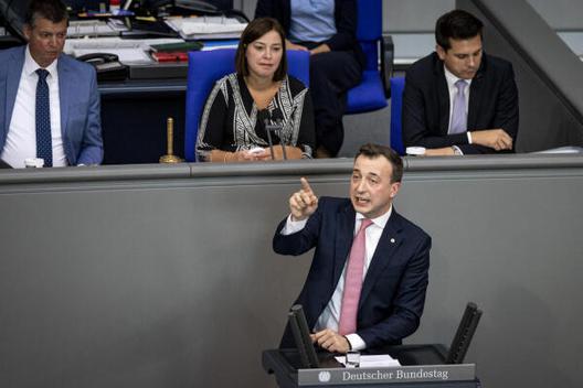 Ziemiak, Paul Reichstagsgebäude, Plenarsaal