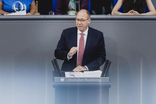 Braun, Helge Reichstagsgebäude, Plenarsaal