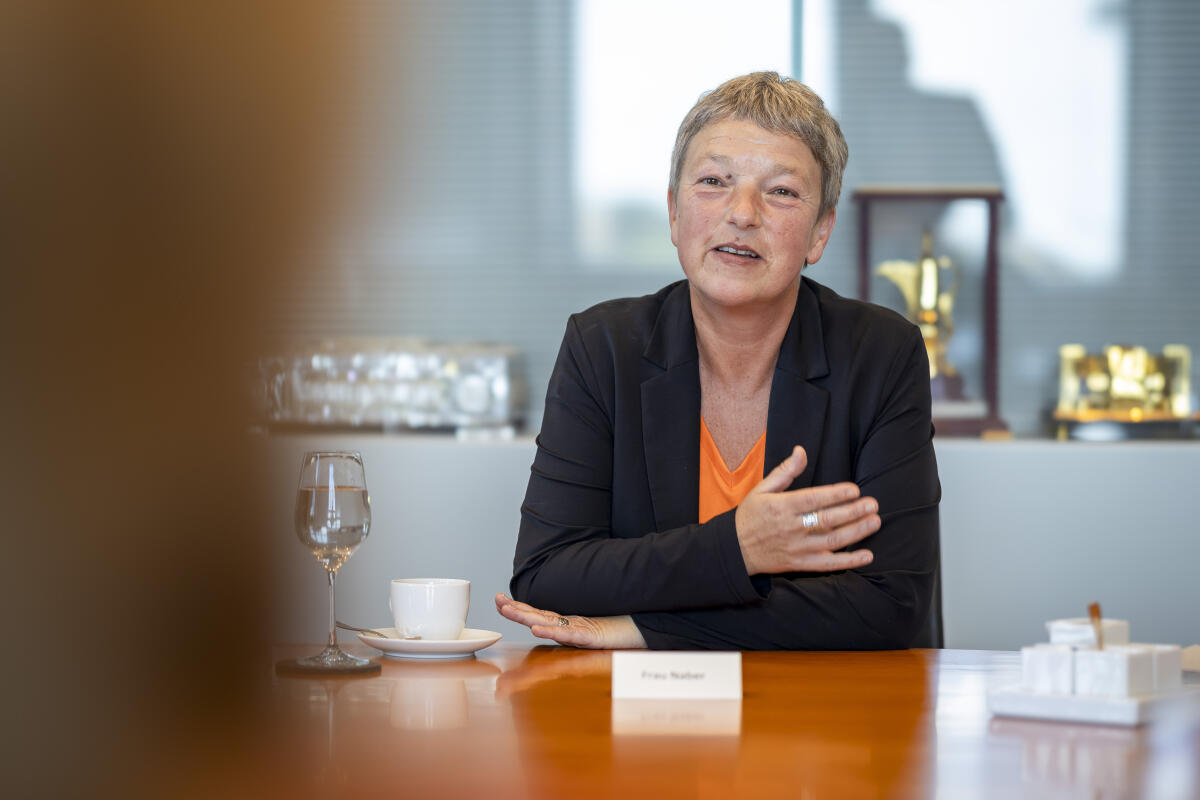 Bundestagspräsidentin Bärbel Bas, SPD, MdB, im Gespräch mit der Landtagspräsidentin von Niedersachsen, Hanna Naber (im Bild). Bundestagspräsidentin Bärbel Bas, SPD, MdB, im Gespräch mit der Landtagspräsidentin von Niedersachsen, Hanna Naber (im Bild).