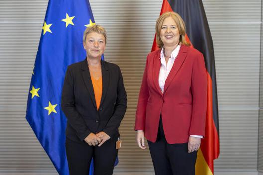 Bas, Bärbel Reichstagsgebäude, Empfangsraum