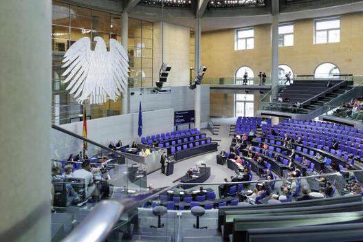 Schmid, Nils Reichstagsgebäude, Plenarsaal
