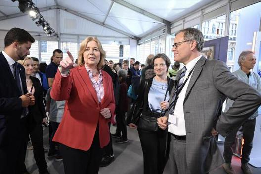 Bas, Bärbel; Ostermann, Elmar Keine Bundestagsliegenschaft