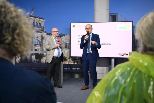 Steffen, Till Keine Bundestagsliegenschaft