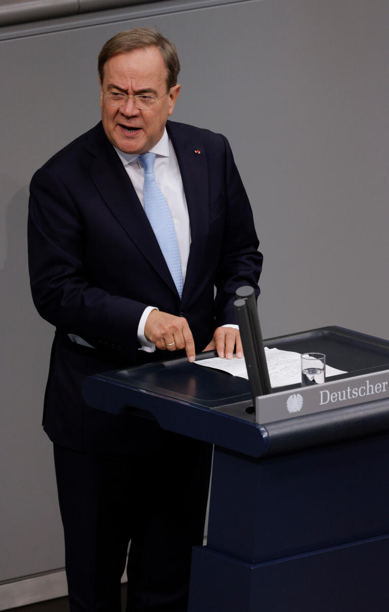 Armin Laschet, CDU/CSU, MdB, Rede in der 128. Sitzung, ZP 6, Thema: Regierungserklärung zur Lage in Israel.
Laschet, Armin Armin Laschet, CDU/CSU, MdB, Rede in der 128. Sitzung, ZP 6, Thema: Regierungserklärung zur Lage in Israel.