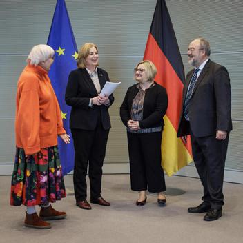 Bas, Bärbel; Roth, Claudia Reichstagsgebäude, Empfangsraum