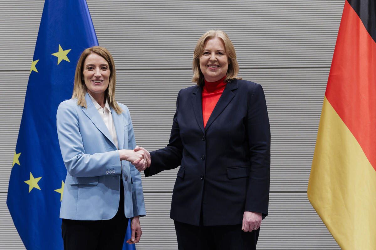 Bundestagspräsidentin Bärbel Bas, SPD, MdB, empfängt die Präsidentin des Europäischen Parlaments Roberta Metsola zu einem Gespräch in Berlin. Metsola, Roberta; Bas, Bärbel Bundestagspräsidentin Bärbel Bas, SPD, MdB, empfängt die Präsidentin des Europäischen Parlaments Roberta Metsola zu einem Gespräch in Berlin.
