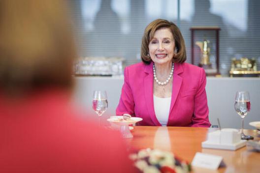 Pelosi, Nancy Reichstagsgebäude, Empfangsraum