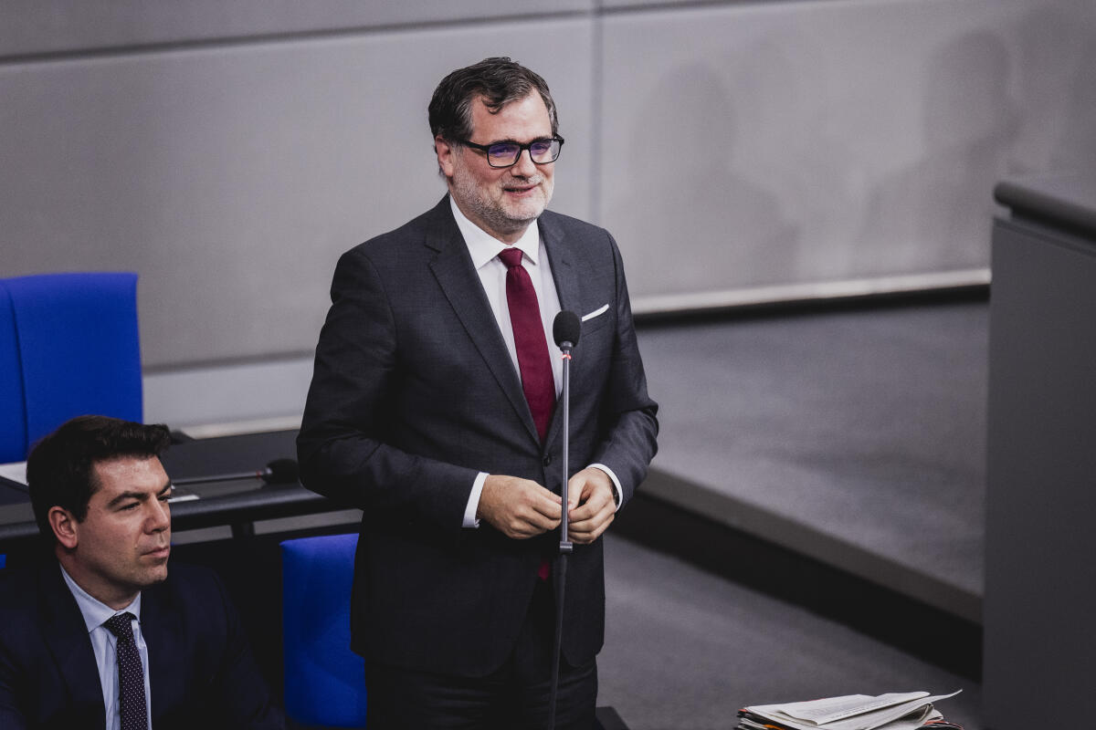 Wolfgang Schmidt (SPD), Chef des Bundeskanzleramtes, aufgenommen im Rahmen der Regierungsbefragung im Deutschen Bundestag in Berlin, 13.12.2023. Schmidt, Wolfgang Wolfgang Schmidt (SPD), Chef des Bundeskanzleramtes, aufgenommen im Rahmen der Regierungsbefragung im Deutschen Bundestag in Berlin, 13.12.2023.