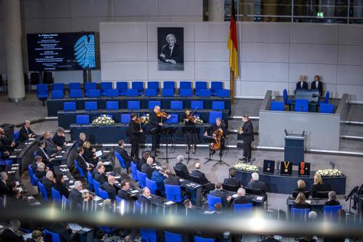  Reichstagsgebäude, Plenarsaal