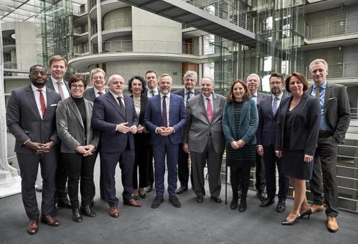 Roth, Michael; Kowal, Pawel; Bourlanges, Jean-Louis Paul-Löbe-Haus, Sitzungssaal