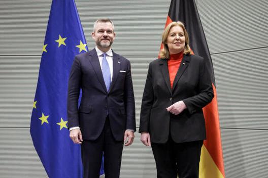 Bas, Bärbel; Pellegrini, Peter Reichstagsgebäude, Empfangsraum
