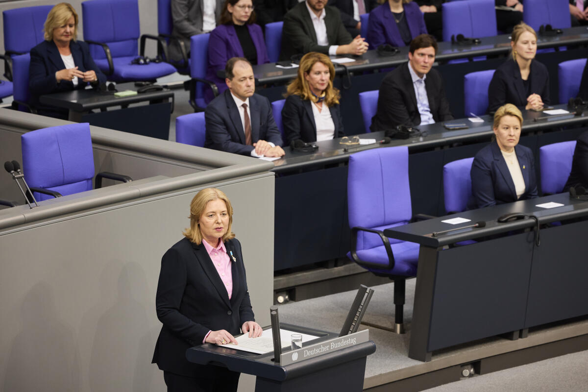 Bas, Bärbel Sonderveranstaltung mit dem Staatspräsidenten der Ukraine, Wolodymyr Selenskyj. Hier Bundestagspräsidentin Bärbel Bas (im Bild), SPD, MdB, während ihrer Ansprache.