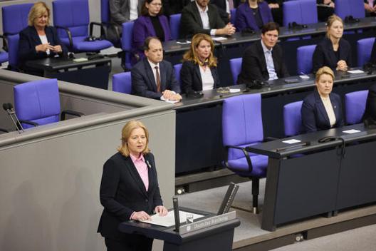 Bas, Bärbel Reichstagsgebäude, Plenarsaal