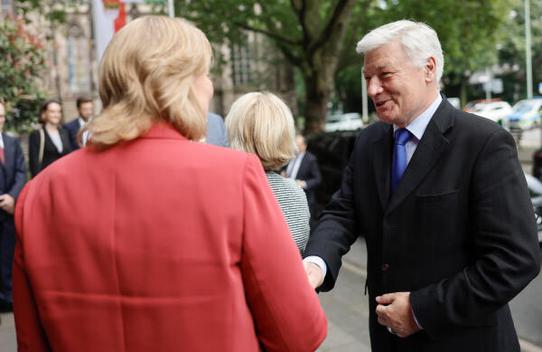 Bas, Bärbel; Wiseler, Claude Keine Bundestagsliegenschaft