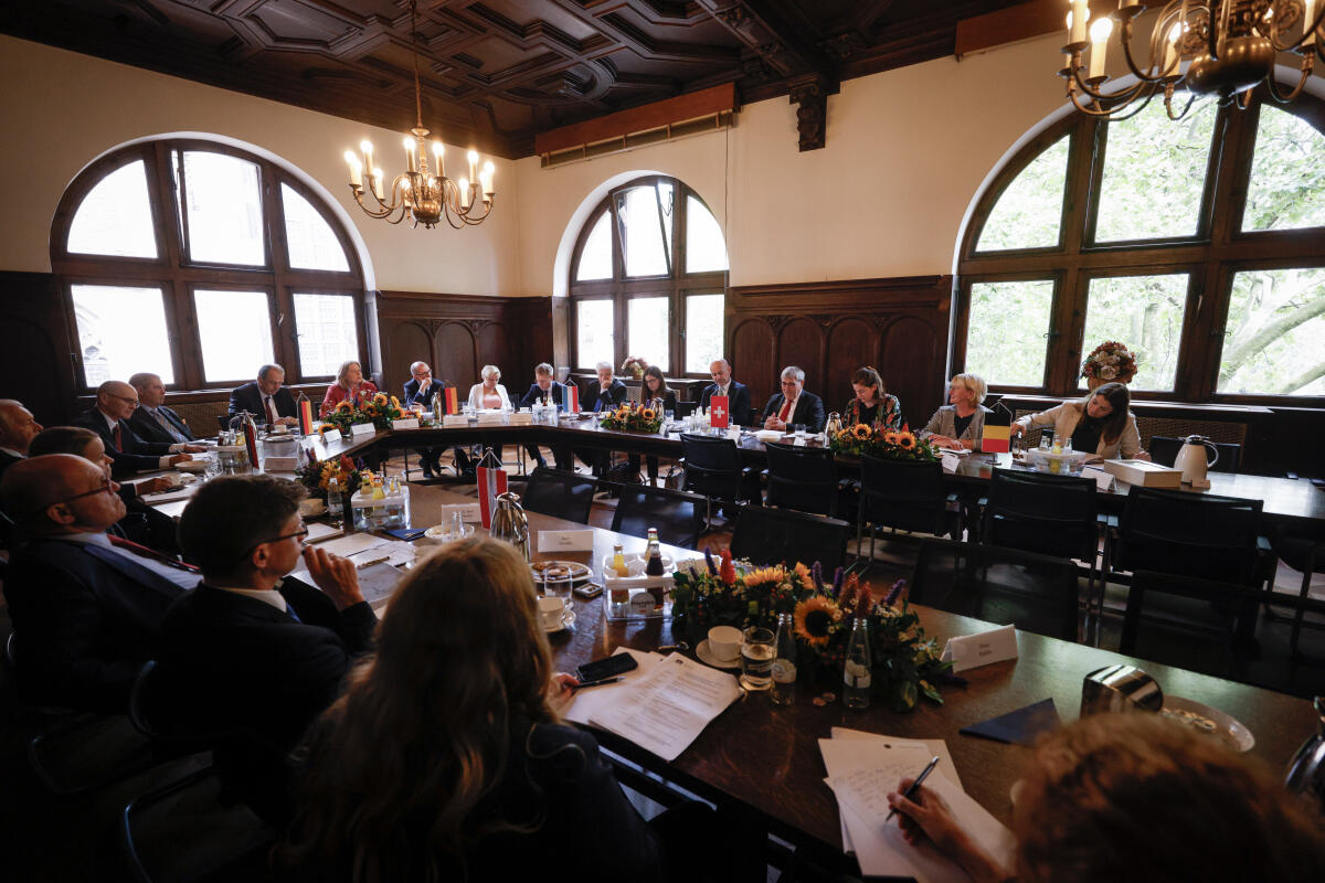  7. Konferenz der Präsidentinnen und Präsidenten der Parlamente der deutschsprachigen Länder. Hier Blick in den Saal während der Konferenz.