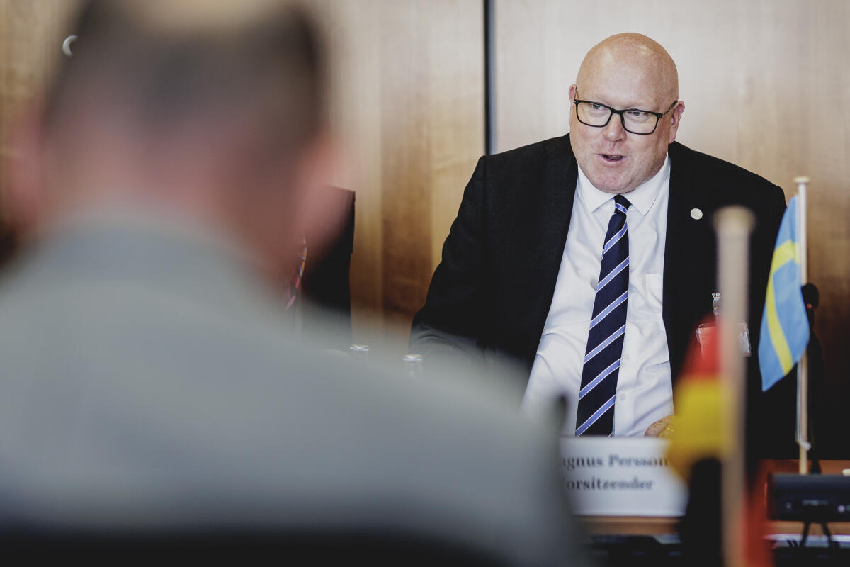  Der Ausschuss für Arbeit und Soziales im Gespräch mit einer Delegation des Arbeitsmarktausschusses des schwedischen Parlaments. Hier im Bild der Vorsitzende des schwedischen Arbeitsmarktausschusses Magnus Persson.