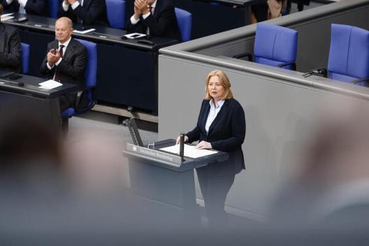 Bas, Bärbel Reichstagsgebäude, Plenarsaal