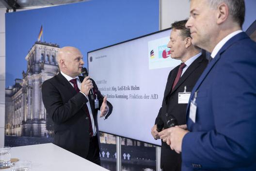 Komning, Enrico; Holm, Leif-Erik Keine Bundestagsliegenschaft