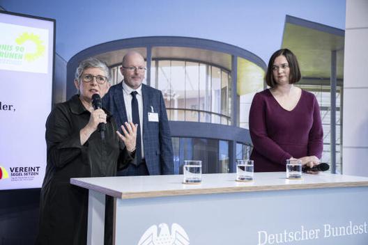 Müller, Claudia; Haßelmann, Britta Keine Bundestagsliegenschaft
