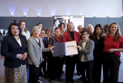 Bas, Bärbel; Süssmuth, Rita Reichstagsgebäude