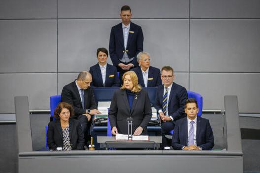 Bas, Bärbel Reichstagsgebäude, Plenarsaal