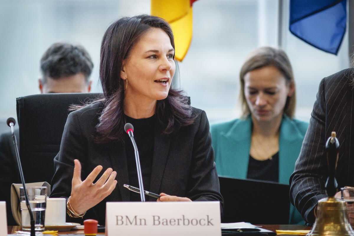 Baerbock, Annalena Bundesministerin des Auswärtigen Annalena Baerbock, Bündnis 90/Die Grünen, MdB, zu Gast im Ausschuss für die Angelegenheiten der Europäischen Union in Berlin, 06.11.2024.