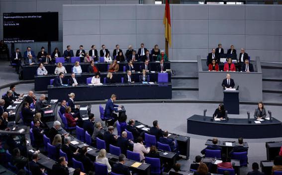  Reichstagsgebäude, Plenarsaalebene