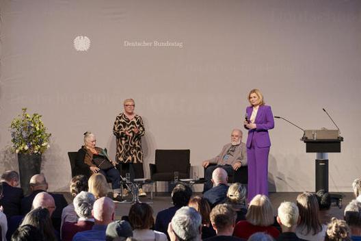 Klöckner, Julia; Zupke, Evelyn Paul-Löbe-Haus, Innenansicht