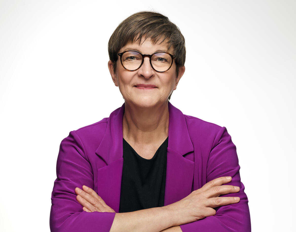 Das Portrait von Saskia Esken, Parteivorsitzende der SPD Deutschlands, MdB. Esken, Saskia Das Portrait von Saskia Esken, Parteivorsitzende der SPD Deutschlands, MdB.