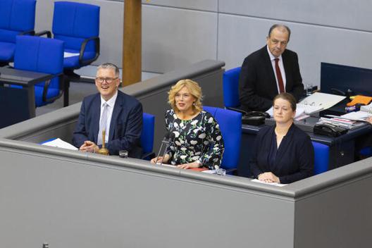 Klöckner, Julia Reichstagsgebäude, Plenarsaal