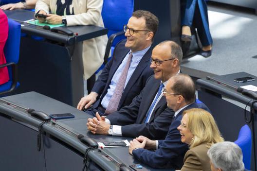 Merz, Friedrich; Spahn, Jens; Dobrindt, Alexander Reichstagsgebäude, Plenarsaal