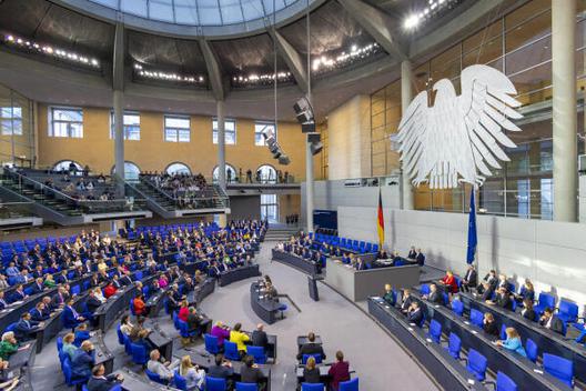  Reichstagsgebäude, Plenarsaal