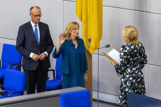 Merz, Friedrich; Klöckner, Julia Reichstagsgebäude, Plenarsaal