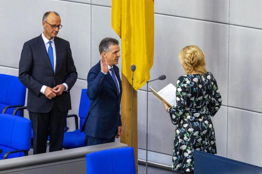 Merz, Friedrich; Klöckner, Julia; Frei, Thorsten Reichstagsgebäude, Plenarsaal