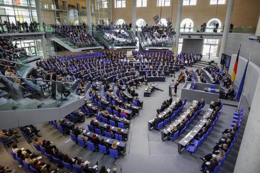  Reichstagsgebäude, Plenarsaal