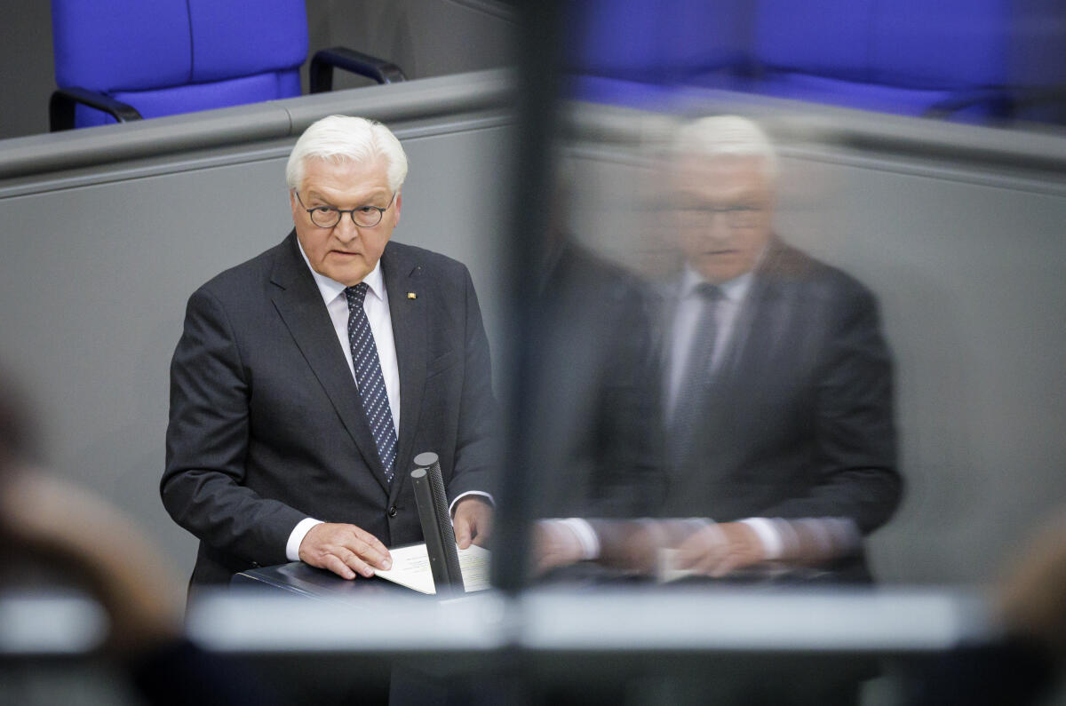 Gedenkstunde zum 80. Jahrestag des Endes des Zweiten Weltkrieges am 8. Mai 2025: Bundespräsident Dr. Frank-Walter Steinmeier (im Bild) hält die Gedenkrede. Steinmeier, Frank-Walter Gedenkstunde zum 80. Jahrestag des Endes des Zweiten Weltkrieges am 8. Mai 2025: Bundespräsident Dr. Frank-Walter Steinmeier (im Bild) hält die Gedenkrede.