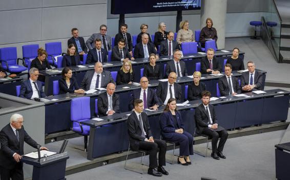  Reichstagsgebäude, Plenarsaal